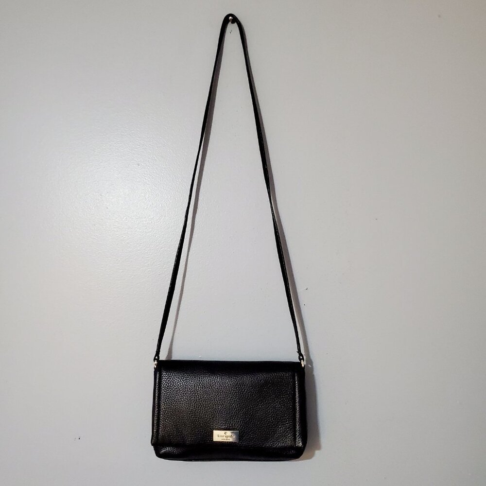 Kate Spade Black Pebbled Leather Crossbody Bag Flap Shoulder Purse Gold Log - Picture 2 of 10